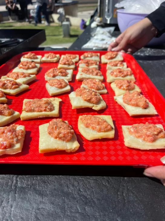 El ‘tomaticán‘ del chef Mauricio Barón llegó al Parque de Mayo