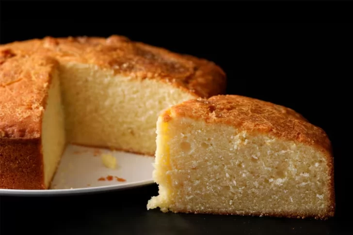 Receta de torta clásica de vainilla: te enseñamos a prepararla en casa