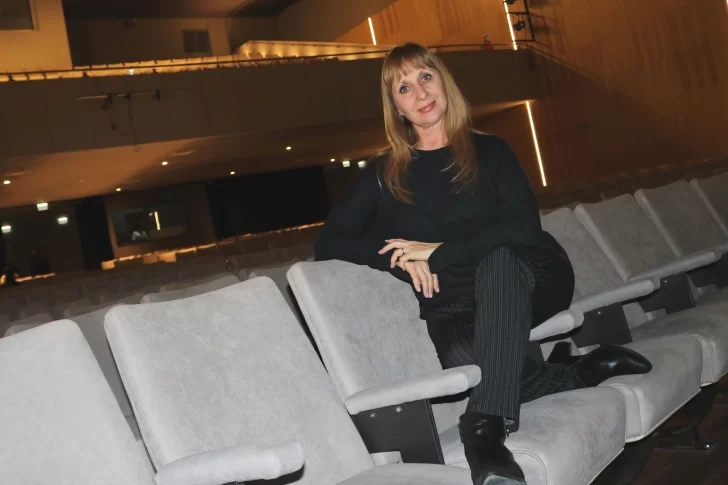 Eleonora Cassano: “Sigo siendo la mujer de zapatillas”