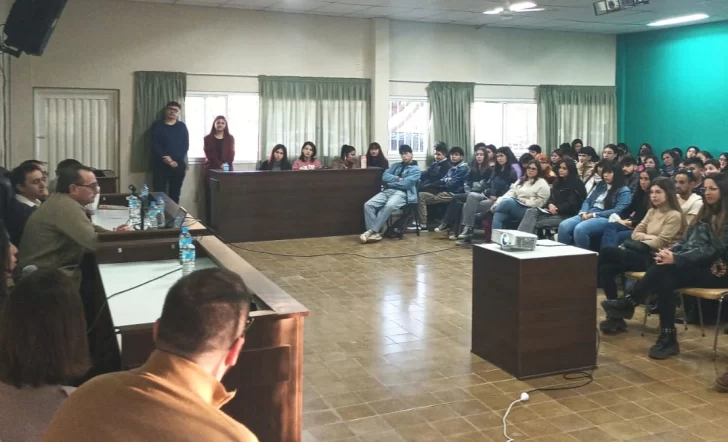 La Justicia local da otro paso para el uso de la IA, ahora para acelerar los procesos