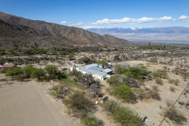 Seleccionaron 3 escuelas rurales de Sarmiento para recibir internet gratis