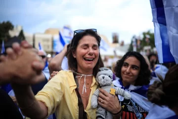 Los terroristas de Hamas liberaron a los 20 rehenes israelíes vivos, entre ellos los tres argentinos Los terroristas de Hamas liberaron a los 20 rehenes israelíes vivos, entre ellos los tres argentinos