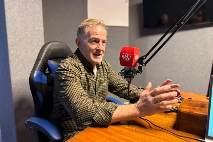 Rodolfo Colombo, en el sprint final de la campaña: ni los “100 kilos de pecho” del candidato peronista, ni la motosierra de Milei