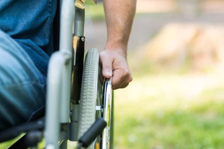 Un estudio revela que la ELA podría detectarse con un simple análisis de sangre