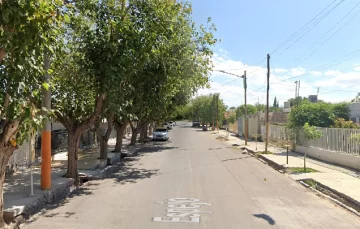 Incendio en una casa del barrio Kennedy: una persona con discapacidad, hospitalizada