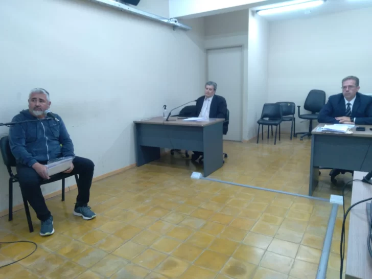 Entregó una camioneta robada en Mendoza a cambio de un auto y lo denunciaron, pero arregló con la víctima y Fiscalía y podrá zafar