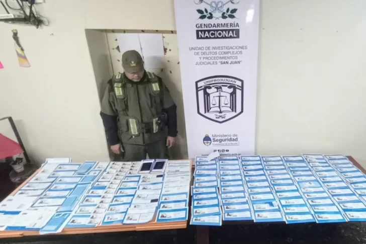 Imputaron a la directora del Registro Civil de Pocito y otras ocho personas por integrar una asociación ilícita que falsificaba DNI