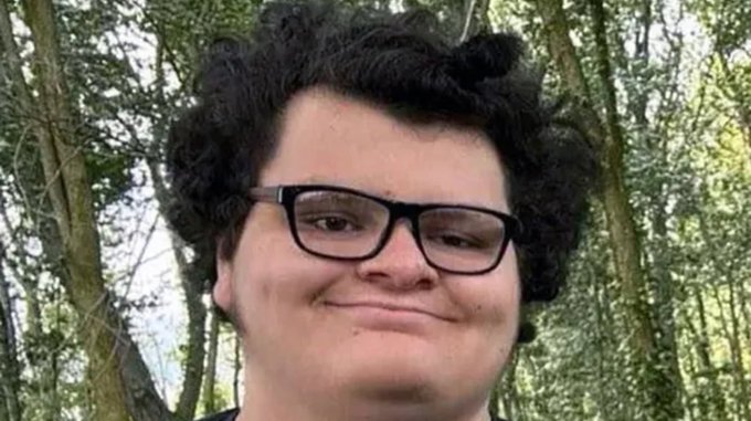 Una madre drogó y degolló a su hijo adolescente un día antes de su cumpleaños Una madre drogó y degolló a su hijo adolescente un día antes de su cumpleaños