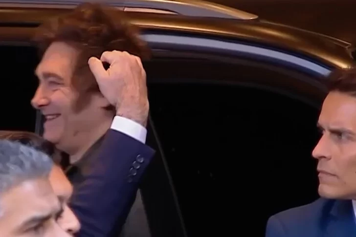 Expectativa en el búnker de La Libertad Avanza: llegó Javier Milei y hay optimismo