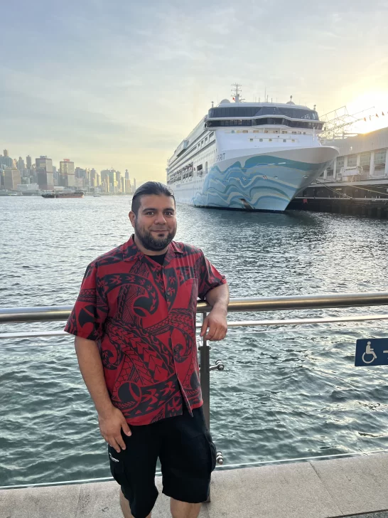 Manuel Páez, el guitarrista que salió de San Juan a recorrer el mundo: cuenta su experiencia de hacer música en alta mar Manuel Páez, el guitarrista que salió de San Juan a recorrer el mundo: cuenta su experiencia de hacer música en alta mar