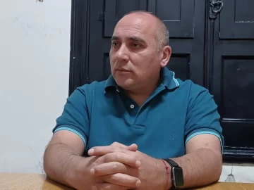 La reacción de Peluc a la baja de Espert, el nuevo spot de Milei y la posible visita de Sturzenegger La reacción de Peluc a la baja de Espert, el nuevo spot de Milei y la posible visita de Sturzenegger