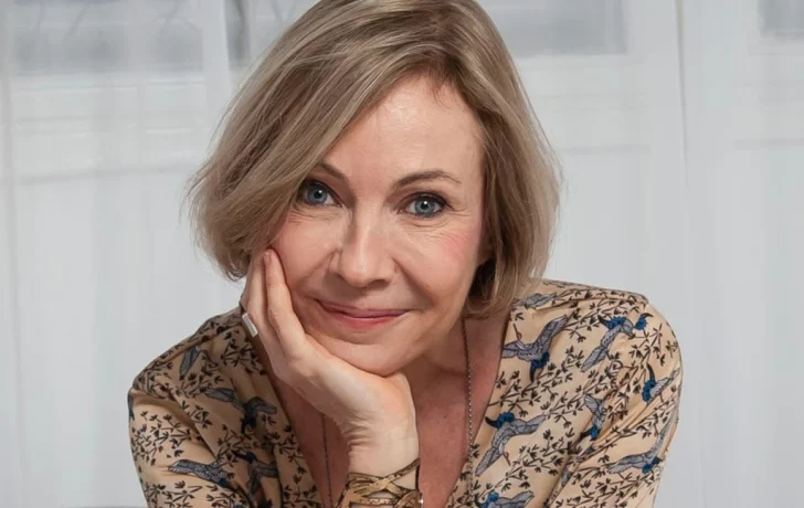 Inés Estévez: “’El hombre inesperado’ es un espacio de resistencia en un momento de tanta velocidad, de celulares, de inmediatez, de chistes fáciles”