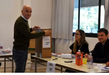 Después de su frustrada candidatura, votó José Luis Espert: “Vengo con mucha tranquilidad”