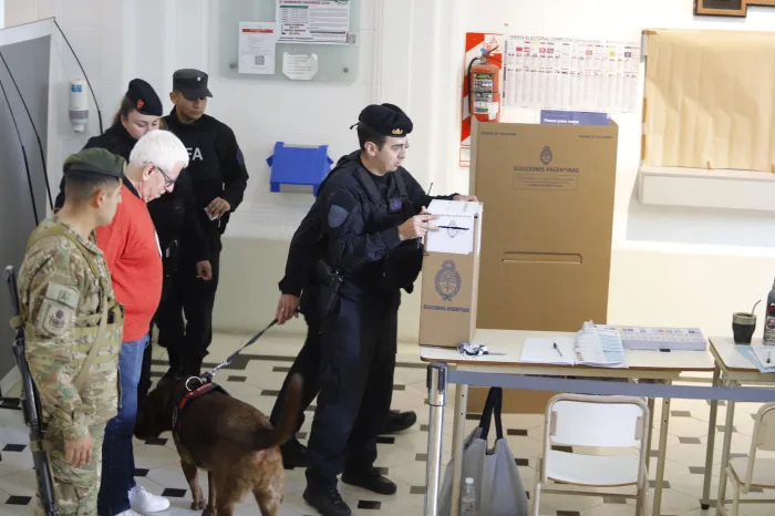 Legislativa-centro-votacion-BSAS Legislativa-centro-votacion-BSAS