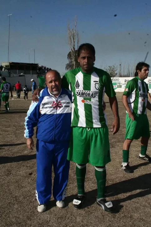 NEGRO-CORTEZ-1-485x728 NEGRO-CORTEZ-1-485x728