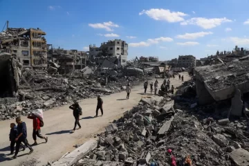 Israel frena ayuda a Gaza mientras Hamas ejecuta civiles en las calles Israel frena ayuda a Gaza mientras Hamas ejecuta civiles en las calles