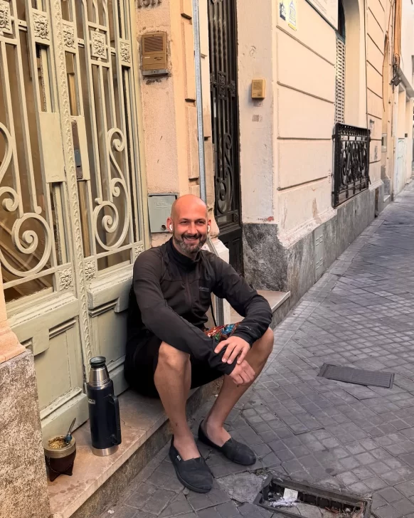 Ingeniero con inquietud social y cercano al papa Francisco: quién es Santiago Bermúdez, el líder de Potencia Argentina