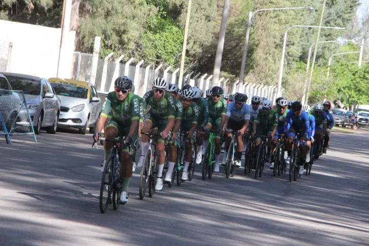 Cumbre de los equipos y hoja de ruta para la nueva temporada de ciclismo de ruta en San Juan Cumbre de los equipos y hoja de ruta para la nueva temporada de ciclismo de ruta en San Juan
