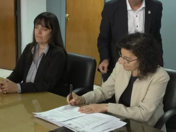 La UNSJ y el municipio de San Martín trabajarán juntos para ayudar a los estudiantes secundarios a terminar y continuar los estudios