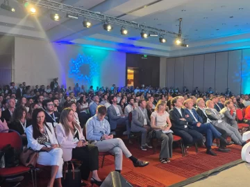 San Juan participó en Mendoza de una cumbre para potenciar la competitividad de las pymes San Juan participó en Mendoza de una cumbre para potenciar la competitividad de las pymes