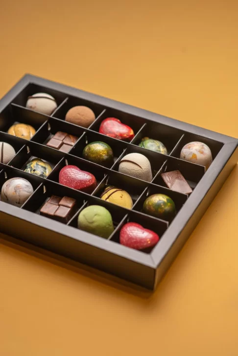 cajas-de-bombones-486x728 cajas-de-bombones-486x728