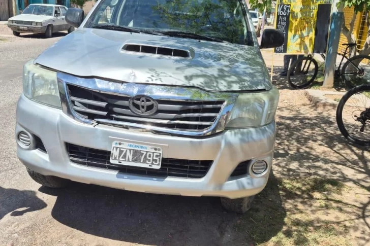 Una niña fue atropellada por el conductor de una camioneta a la salida de la escuela