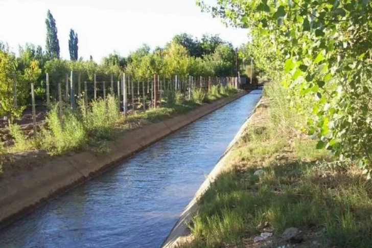 Por el pronóstico hídrico bajo, Gobierno le pedirá al agro que use menos agua