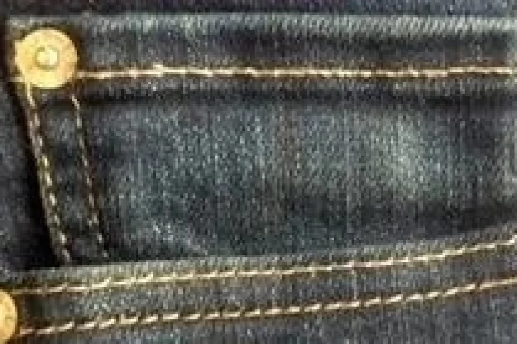 ¿Para qué sirve el bolsillo pequeño del jean? Te vas a sorprender