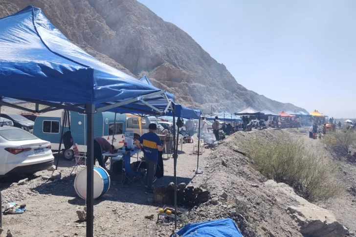 Tras seis años, volvieron a colmarse los cerros en el “Eduardo Copello”: asado, familia y amigos para disfrutar el TC 2000