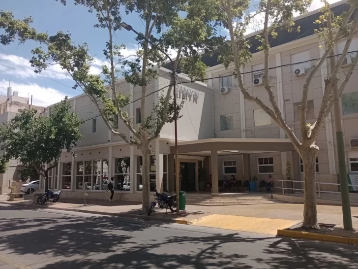 Crisis en la salud privada en San Juan: aseguran que la razón de los despidos se debe a la migración de pacientes al sector público Crisis en la salud privada en San Juan: aseguran que la razón de los despidos se debe a la migración de pacientes al sector público