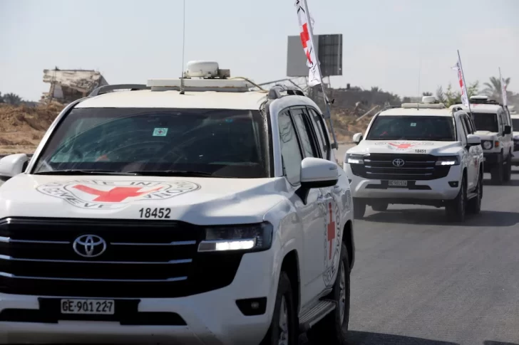 Hamas entregó solo cuatro de los 28 cuerpos de rehenes fallecidos en Gaza Hamas entregó solo cuatro de los 28 cuerpos de rehenes fallecidos en Gaza