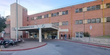 Una adolescente de 13 años jugaba con un arma y se disparó por accidente en la cabeza Una adolescente de 13 años jugaba con un arma y se disparó por accidente en la cabeza