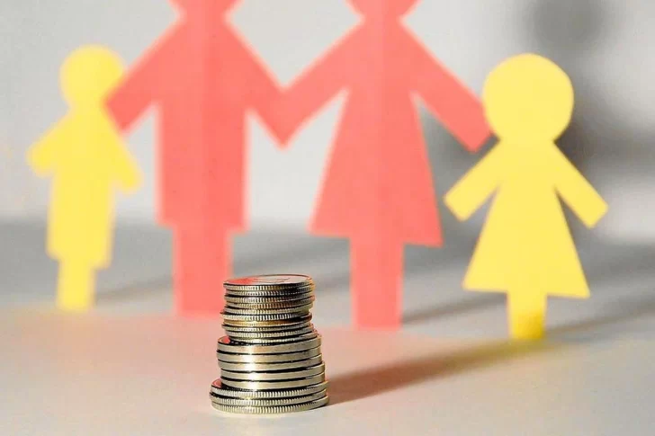 Cómo fijar la cuota alimentaria y cuánto debería ser el pago mínimo por hijo en octubre 2025