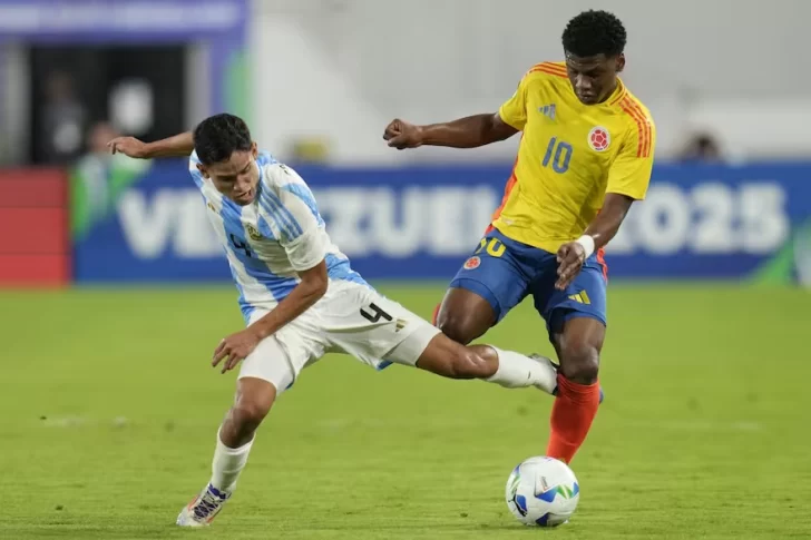 Hora y día del partido por semifinales de Argentina contra Colombia: el once de Placente