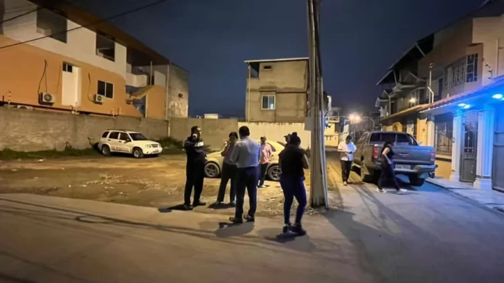 Un terremoto de magnitud 6,1° que sacudió a Ecuador Un terremoto de magnitud 6,1° que sacudió a Ecuador