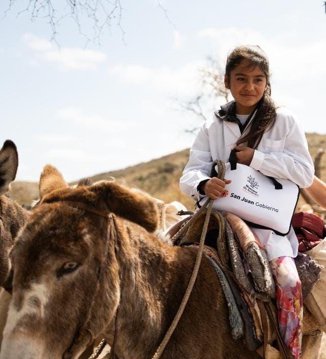 El día que una netbook abrió la puerta a nuevos horizontes en Las Sierras de Chávez El día que una netbook abrió la puerta a nuevos horizontes en Las Sierras de Chávez