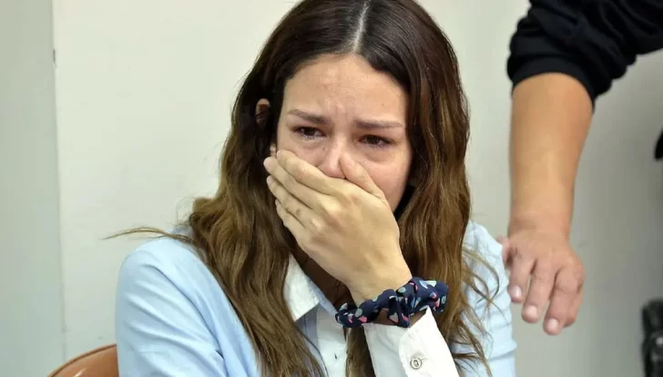 Condenaron a Julieta Silva a 9 meses de prisión por violencia contra su esposo Condenaron a Julieta Silva a 9 meses de prisión por violencia contra su esposo