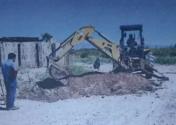 Condenaron a un exfuncionario de Angaco que usó máquinas del municipio para una obra de agua en su casa Condenaron a un exfuncionario de Angaco que usó máquinas del municipio para una obra de agua en su casa
