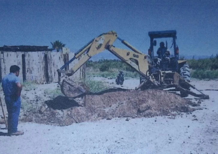 Condenaron a un exfuncionario de Angaco que usó máquinas del municipio para una obra de agua en su casa Condenaron a un exfuncionario de Angaco que usó máquinas del municipio para una obra de agua en su casa