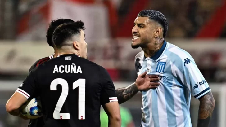 Balboa recibió una fuerte sanción por su escupitajo a Acuña