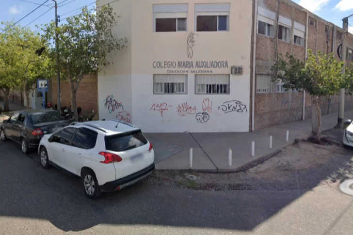 Preocupación entre padres de un colegio privado por un alumno que llevó un arma