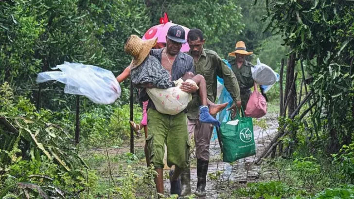 Más de 730.000 evacuados en Cuba por el paso del huracán Melissa: inundaciones y deslaves Más de 730.000 evacuados en Cuba por el paso del huracán Melissa: inundaciones y deslaves