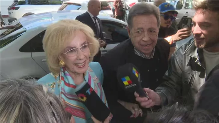 Elecciones legislativas: así emitieron su voto los famosos Elecciones legislativas: así emitieron su voto los famosos