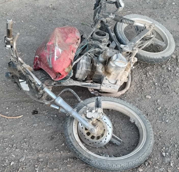 Un motociclista terminó internado tras un fuerte choque en Sarmiento Un motociclista terminó internado tras un fuerte choque en Sarmiento