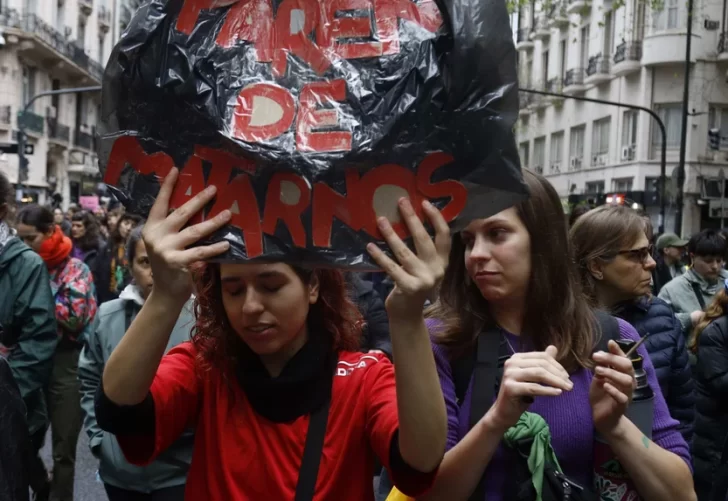 Advierten que en lo que va de octubre ya hubo 11 femicidios en la Argentina Advierten que en lo que va de octubre ya hubo 11 femicidios en la Argentina