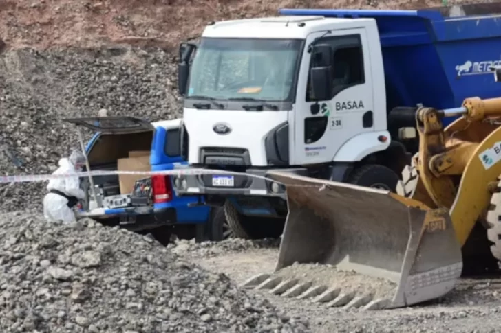 Gracias a una cirugía de rodilla, identificaron a la mujer encontrada muerta en una cantera