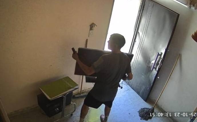 Una vecina de San Martín, indignada: sufrió tres robos en menos de 10 meses y en el último reconoció al ladrón Una vecina de San Martín, indignada: sufrió tres robos en menos de 10 meses y en el último reconoció al ladrón