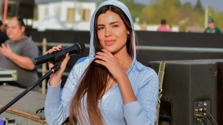 Agravan los cargos contra la influencer santiagueña por defraudación a cinco gobernadores, entre ellos Orrego Agravan los cargos contra la influencer santiagueña por defraudación a cinco gobernadores, entre ellos Orrego