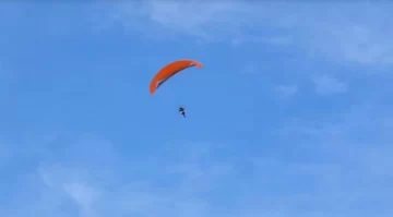 En un accidente en parapente, murió Mauro Sebastián Massini, ¿por una ráfaga de viento o una falla en el equipo?