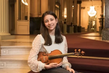 Pilar Policano, la “Messi del violín”, actuará en San Juan Pilar Policano, la “Messi del violín”, actuará en San Juan